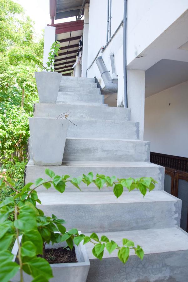 Tharaka Homestay Weligama Exterior photo